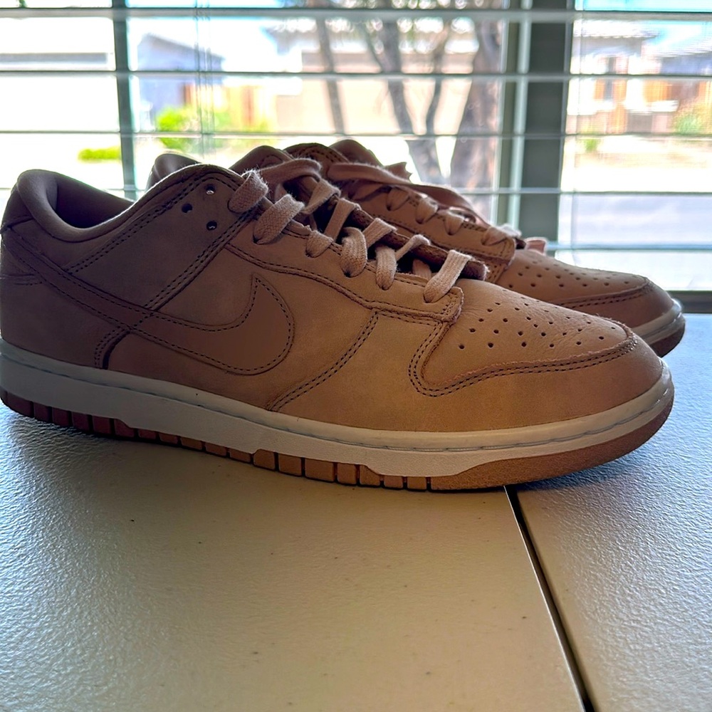 Nike Dunk women’s